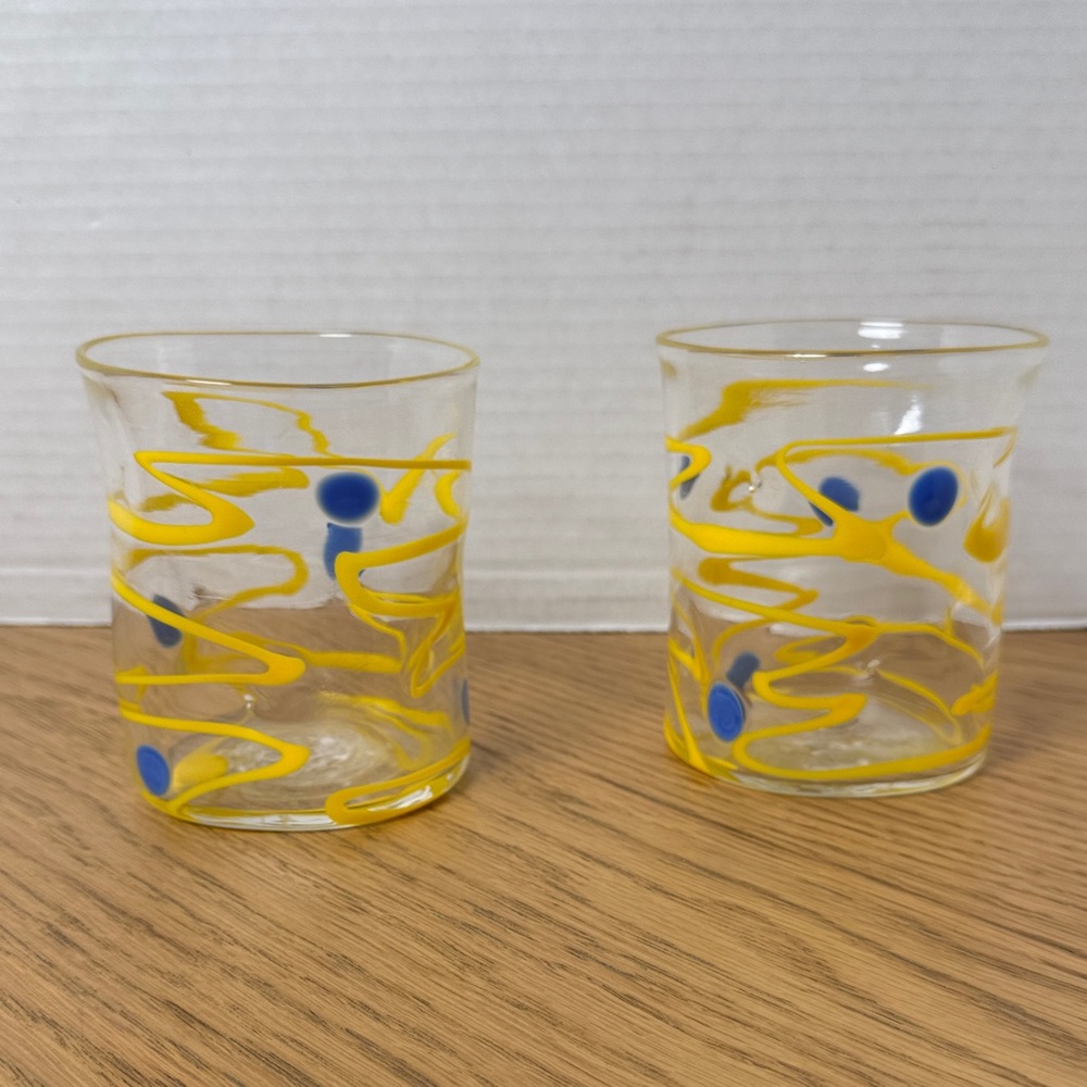 NINA CAMPBELL‎ Wackie Dot Juice Glasses Yellow Blue Swirl Hand-Blown 2 Piece Set